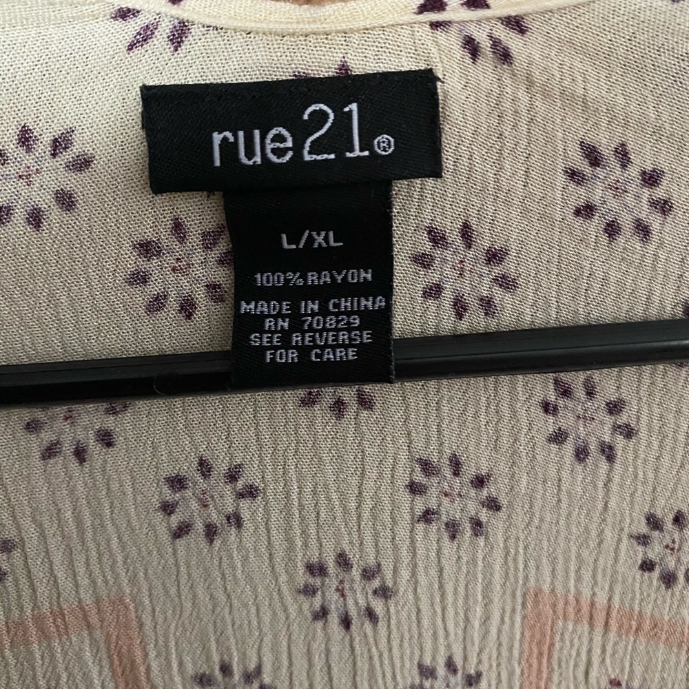 Cardigan - Picture 3 of 3